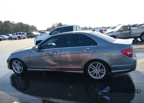 2012 Mercedes-Benz C 250 Sport from USA, damaged, VIN WDDGF4HB3CR211807